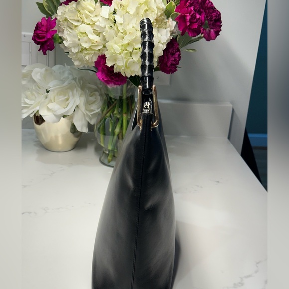 Gucci Black Calf Leather Shoulder Bag with Bamboo Handle + COA - Picture 3 of 16